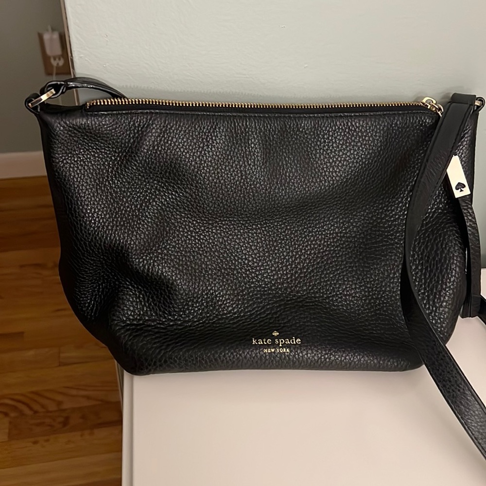 EUC Black Kate Spade Pebble Leather Crossbody